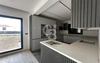 Villakent'in Eşşiz Lokasyonunda Ay Işığı Teras Evlerde Satılık Villa