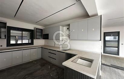 Villakent'in Eşşiz Lokasyonunda Ay Işığı Teras Evlerde Satılık Villa