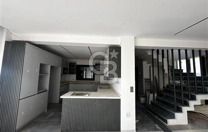 Villakent'in Eşşiz Lokasyonunda Ay Işığı Teras Evlerde Satılık Villa