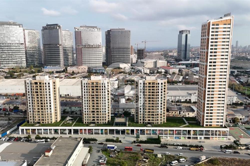 ESENYURT ONUR PARK LİFE SİTESİNDE 700 M2 KİRALIK İŞ YERİ / DEPO