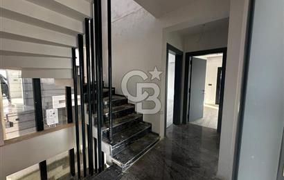 Villakent'in Eşşiz Lokasyonunda Ay Işığı Teras Evlerde Satılık Villa