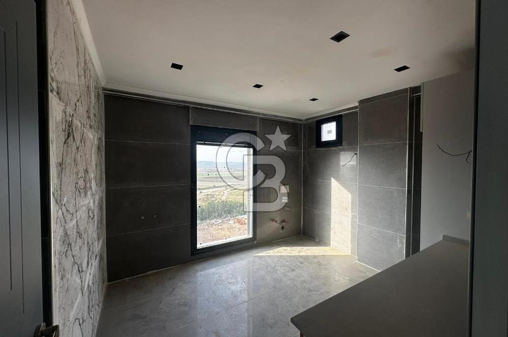 Villakent'in Eşşiz Lokasyonunda Ay Işığı Teras Evlerde Satılık Villa