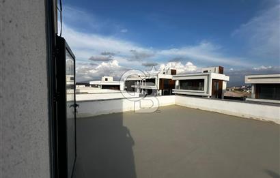 Villakent'in Eşşiz Lokasyonunda Ay Işığı Teras Evlerde Satılık Villa
