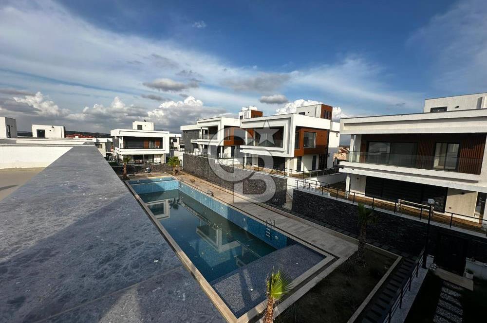 Villakent'in Eşşiz Lokasyonunda Ay Işığı Teras Evlerde Satılık Villa