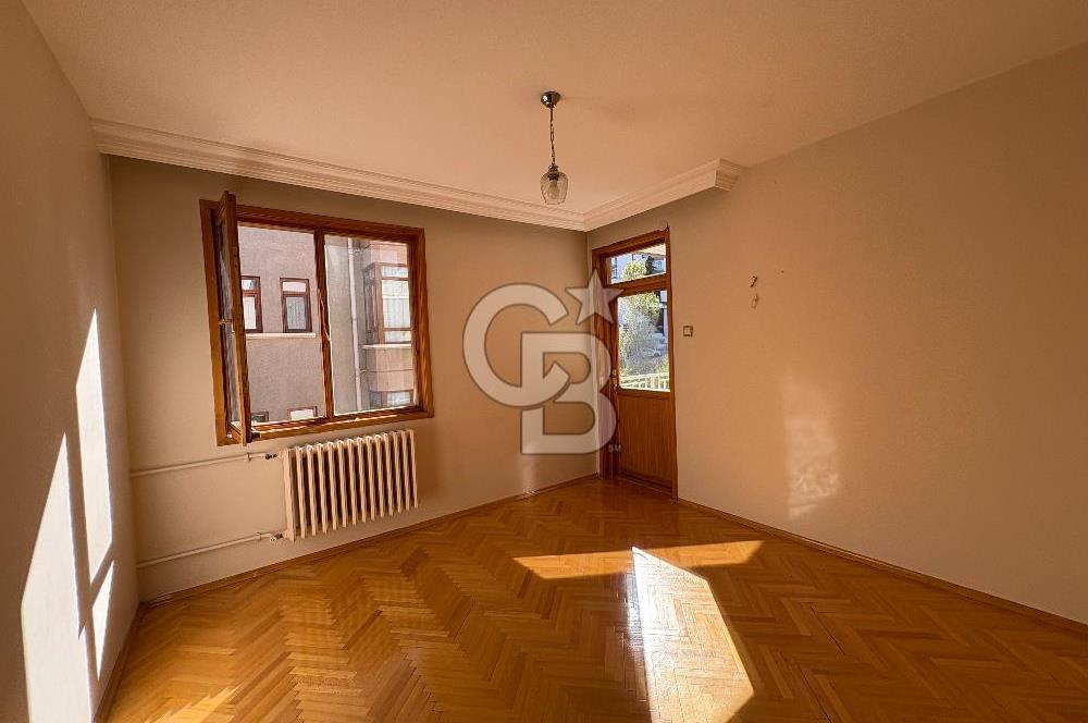SANCAK TİFLİS CAD. DEPOLU, AÇIK/KAPALI GARAJLI SATILIK 4+1 DAİRE