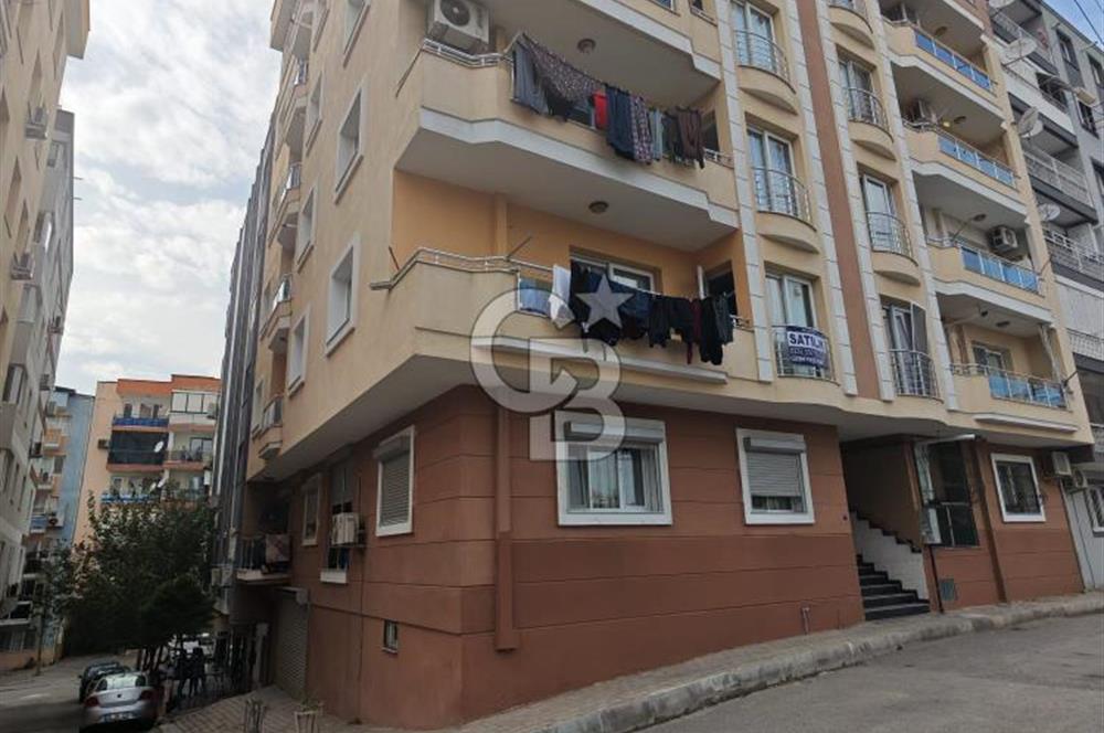 Bornova Merkez'de Ebeveyn Banyolu Satılık 3+1
