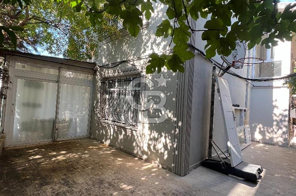 BEYLİKDÜZÜ GÜRPINARDA PANORAMİK DENİZ MANZARALI VİLLA
