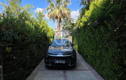 BEYLİKDÜZÜ GÜRPINARDA PANORAMİK DENİZ MANZARALI VİLLA