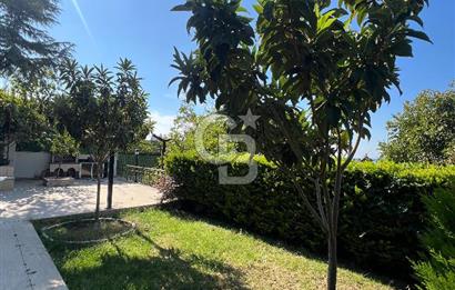 BEYLİKDÜZÜ GÜRPINARDA PANORAMİK DENİZ MANZARALI VİLLA