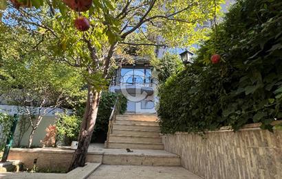 BEYLİKDÜZÜ GÜRPINARDA PANORAMİK DENİZ MANZARALI VİLLA