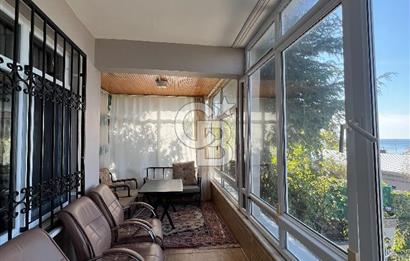 BEYLİKDÜZÜ GÜRPINARDA PANORAMİK DENİZ MANZARALI VİLLA