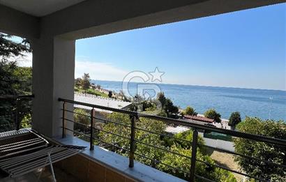 BEYLİKDÜZÜ GÜRPINARDA PANORAMİK DENİZ MANZARALI VİLLA
