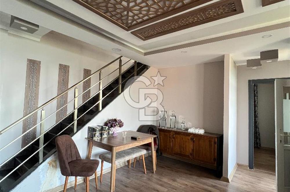BEYLİKDÜZÜ GÜRPINARDA PANORAMİK DENİZ MANZARALI VİLLA