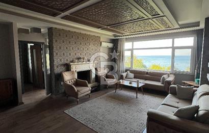 BEYLİKDÜZÜ GÜRPINARDA PANORAMİK DENİZ MANZARALI VİLLA