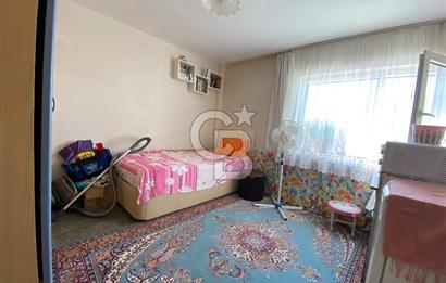 Karşıyaka Cumhuriyet Mahallesinde 2+1 Satılık Daire