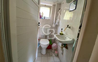 Karşıyaka Cumhuriyet Mahallesinde 2+1 Satılık Daire