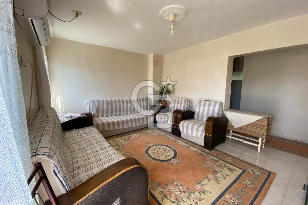 Karşıyaka Cumhuriyet Mahallesinde 2+1 Satılık Daire