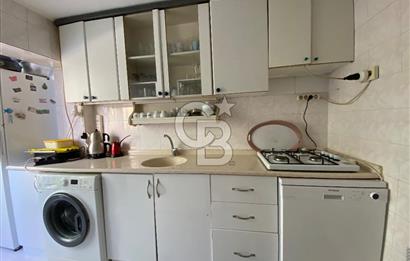 Karşıyaka Cumhuriyet Mahallesinde 2+1 Satılık Daire