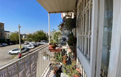 Karşıyaka Cumhuriyet Mahallesinde 2+1 Satılık Daire