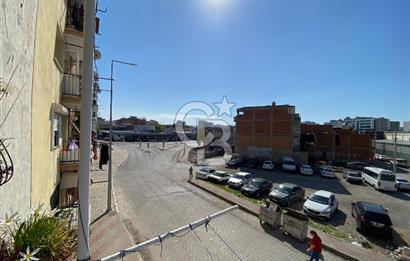 Karşıyaka Cumhuriyet Mahallesinde 2+1 Satılık Daire