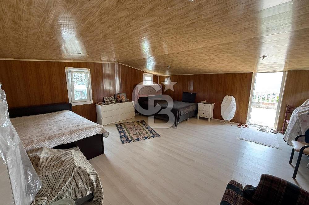 Bağımsız ve özel bir villa; size huzuru, konforu ve eşsiz deniz manzarasını sunuyor