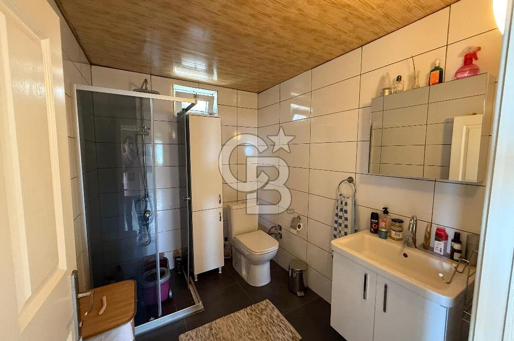 Bağımsız ve özel bir villa; size huzuru, konforu ve eşsiz deniz manzarasını sunuyor