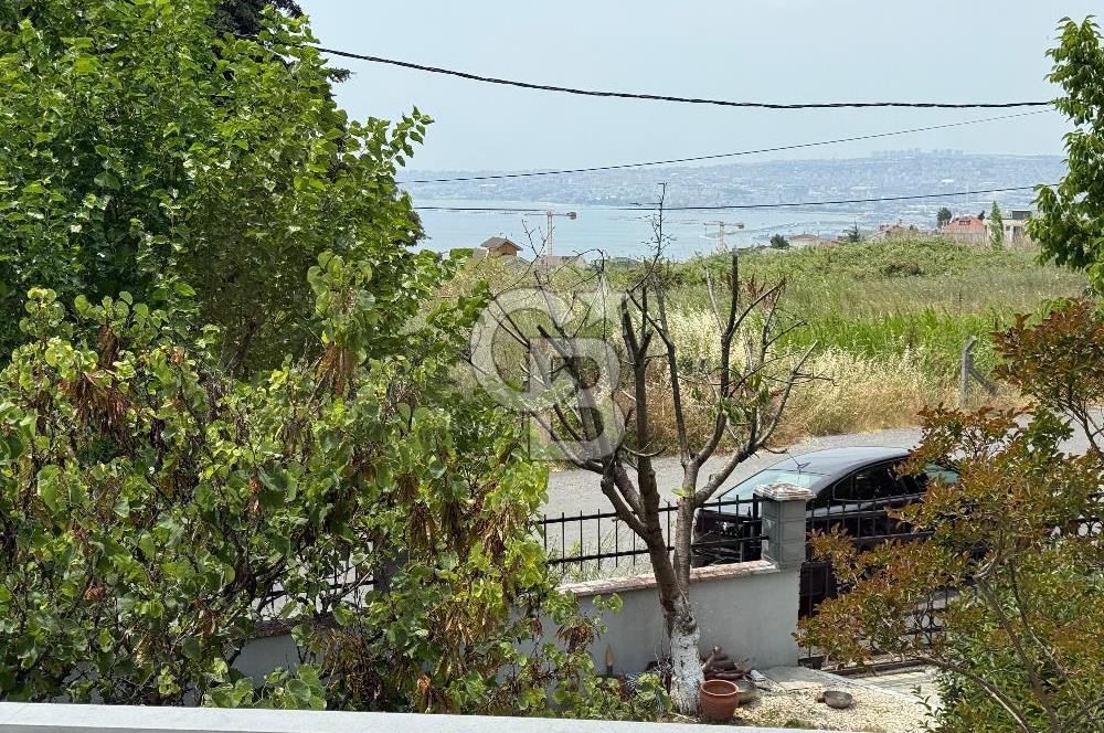 Bağımsız ve özel bir villa; size huzuru, konforu ve eşsiz deniz manzarasını sunuyor