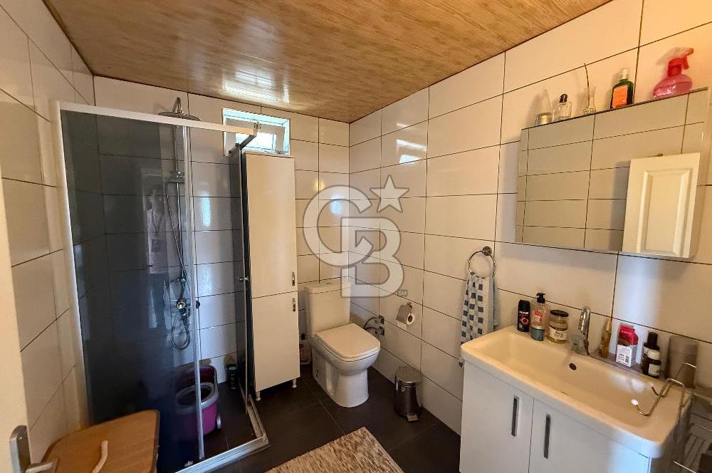 Bağımsız ve özel bir villa; size huzuru, konforu ve eşsiz deniz manzarasını sunuyor