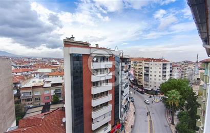 Çaybaşı Caddesi Üzeri Geniş Teraslı Şömineli 3+1 Satılık Daire