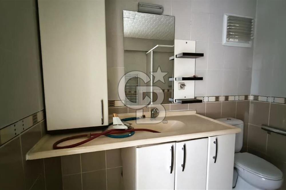 Çaybaşı Caddesi Üzeri Geniş Teraslı Şömineli 3+1 Satılık Daire