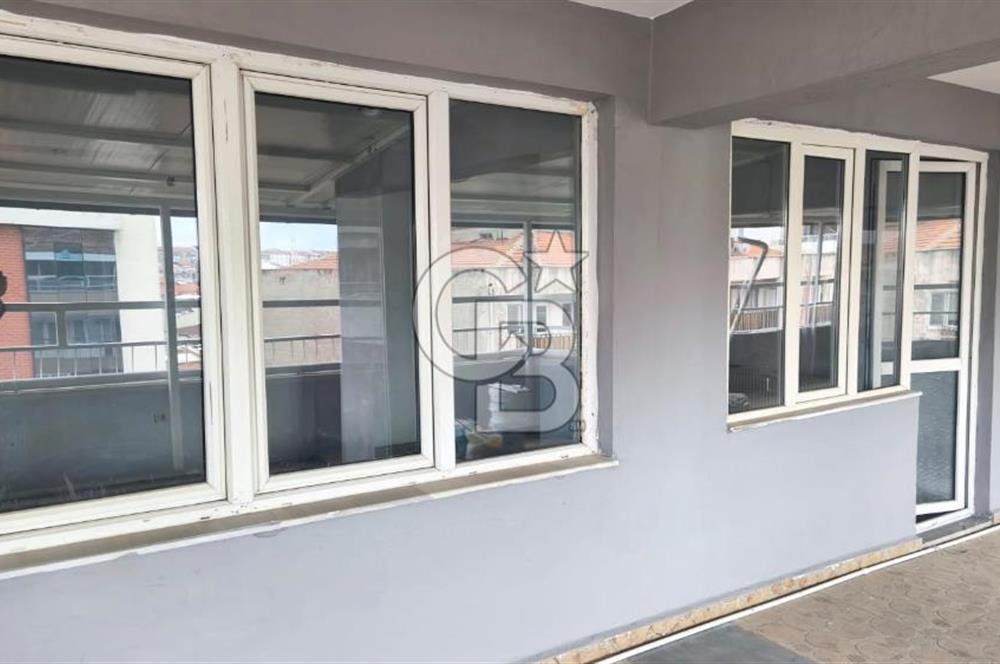 Çaybaşı Caddesi Üzeri Geniş Teraslı Şömineli 3+1 Satılık Daire