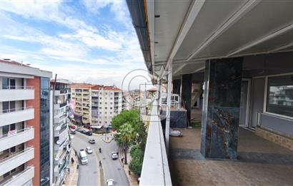 Çaybaşı Caddesi Üzeri Geniş Teraslı Şömineli 3+1 Satılık Daire