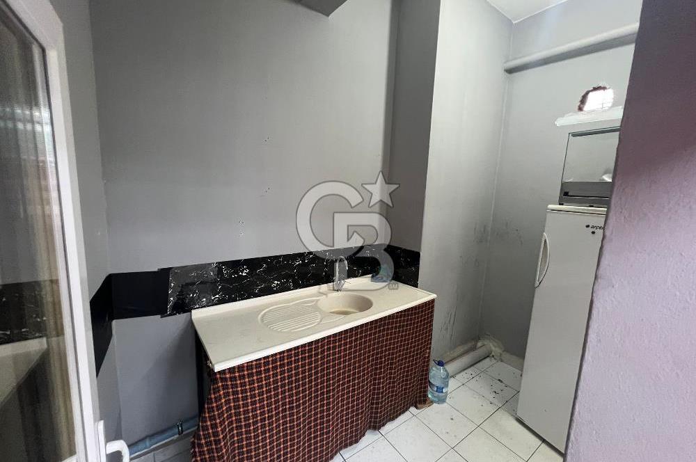 DEMİRCİOĞLU CADDESİNDE İŞLEK CADDE ÜZERİNDE KİRALIK DÜKKAN