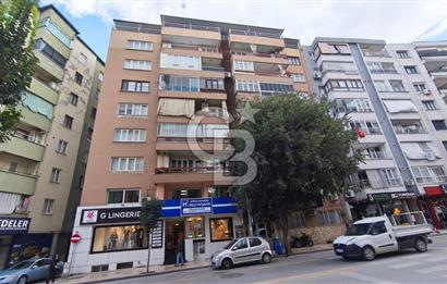 Çaybaşı Caddesi Üzeri Geniş Teraslı Şömineli 3+1 Satılık Daire