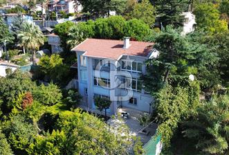 BEYLİKDÜZÜ GÜRPINARDA PANORAMİK DENİZ MANZARALI VİLLA