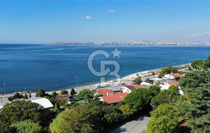 BEYLİKDÜZÜ GÜRPINARDA PANORAMİK DENİZ MANZARALI VİLLA