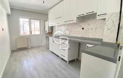 CADDE YAKINI BÜTÜN CEPHELERİ AÇIK FULL YAPILI ACİL 2+1