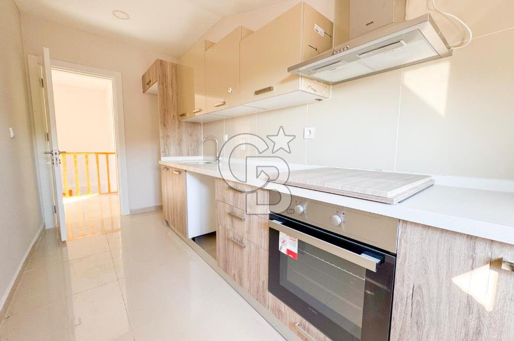 BAGDAT CADDESİNE YAKIN SUADİYEDE DUBLEKS DAİRE