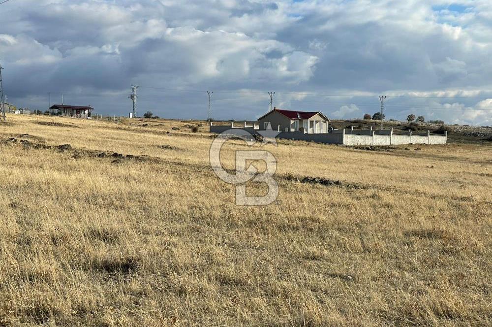 ELMADAĞ İLÇE MERKEZE 2DK.MESAFEDE TEK TAPU SATILIK İMARLI ARSA