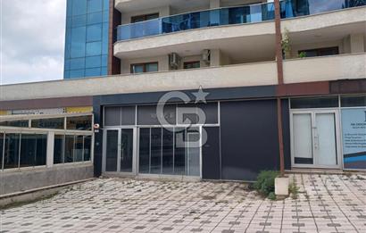 CB  EVEREST'TEN CADDE ÜSTÜ TABELA DEGERİ YÜKSEK KİRALIK DÜKKAN