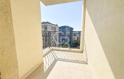 BAGDAT CADDESİNE YAKIN SUADİYEDE DUBLEKS DAİRE