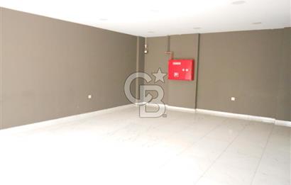 CB  EVEREST'TEN CADDE ÜSTÜ TABELA DEGERİ YÜKSEK KİRALIK DÜKKAN