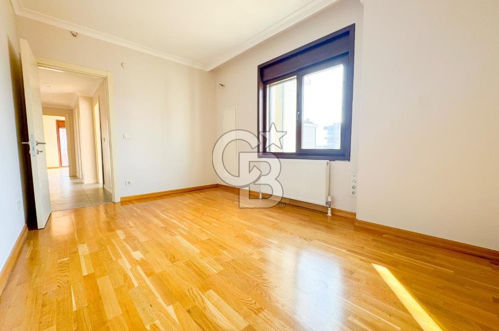 BAGDAT CADDESİNE YAKIN SUADİYEDE DUBLEKS DAİRE