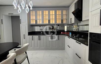 SİNCAN YENİKENTTE ULTRA LÜX ÖZEL MİMARİ YAPIM 4+1 CADDEYE YAKIN
