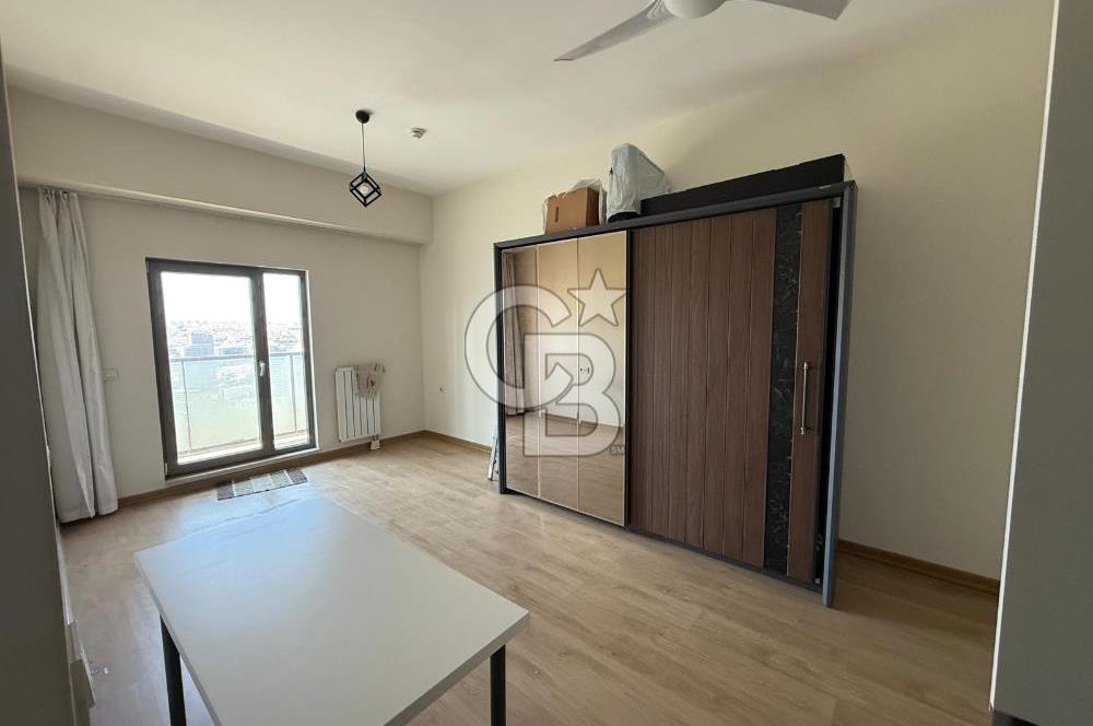 Deniz ve Şehir Manzaralı 23. Kat 2+1 Daire