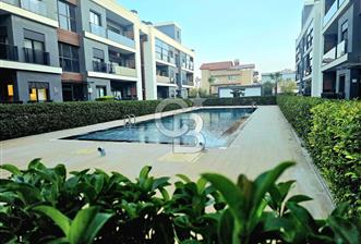 Gaziemir Koçsalife Sitesinde BAHÇELİ 3+1 Satılık Daire
