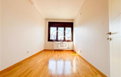 BAGDAT CADDESİNE YAKIN SUADİYEDE DUBLEKS DAİRE