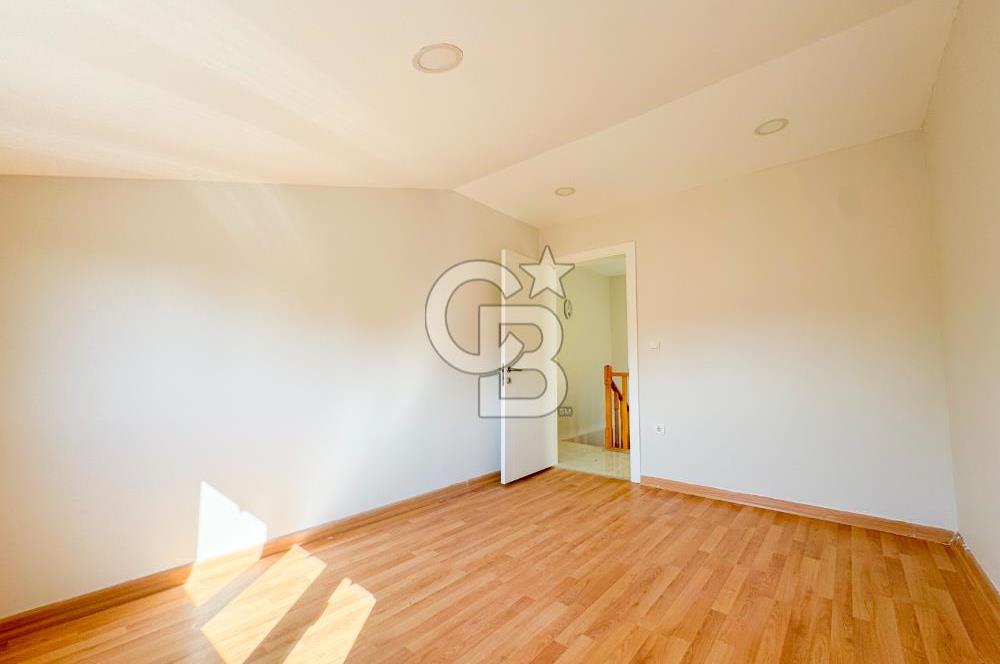 BAGDAT CADDESİNE YAKIN SUADİYEDE DUBLEKS DAİRE
