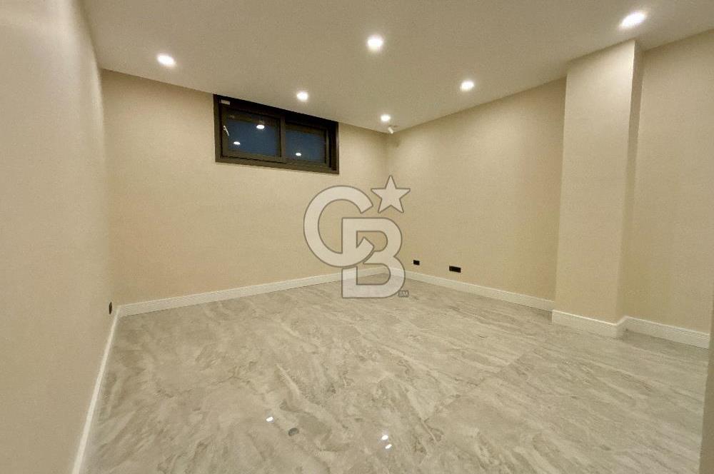 CADDEBOSTAN SAHİLDE FULL DENİZ MANZARALI 380m2 7+2 BAHÇE DUBLEKS