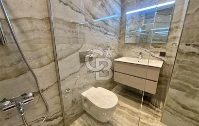 CADDEBOSTAN SAHİLDE FULL DENİZ MANZARALI 380m2 7+2 BAHÇE DUBLEKS